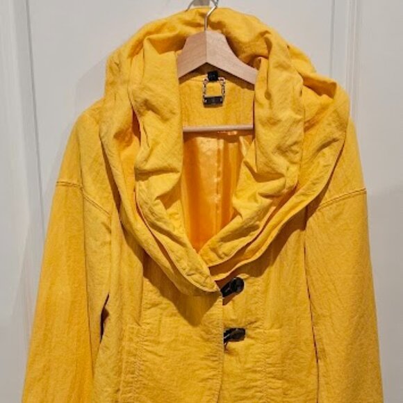 Y2K YELLOW WOMANS BLAZER SMALL YELLOW WITH RUFFLES - Picture 1 of 14